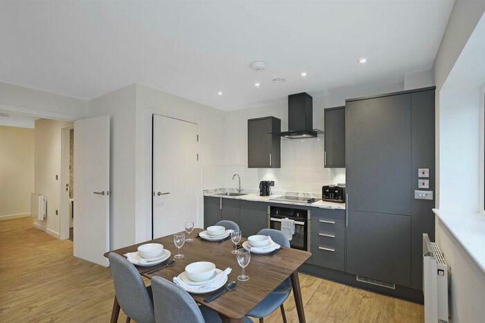 2 Bedroom Apartment To Rent In Bedroom Apartment In Nelson Street, BL3