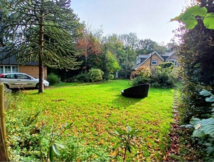 3 Bedroom Semi Detached House For Sale In Harvel Road, Meopham, Gravesend, DA13