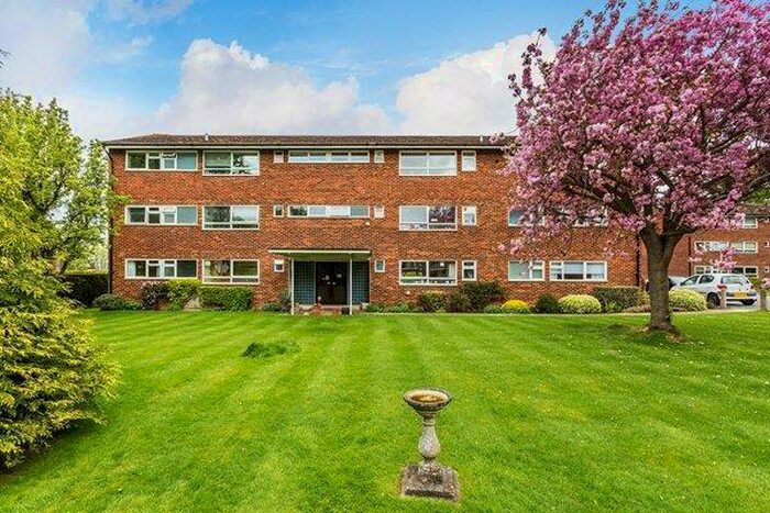 2 Bedroom Apartment To Rent In St Margarets, London Road, Guildford, GU1