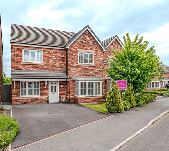 4 Bedroom Detached House For Sale In Mill Lane, Coppull, PR7