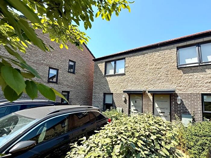 2 Bedroom End Of Terrace House To Rent In Milner Road, Yate, Bristol, BS37