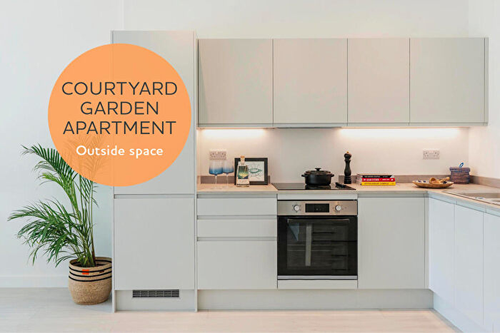 1 Bedroom Flat For Sale In Catherine's Yard, Bedminster, BS3