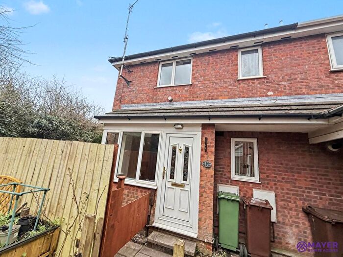 1 Bedroom End Of Terrace House For Sale In Moorland Gardens, Plymouth, PL7