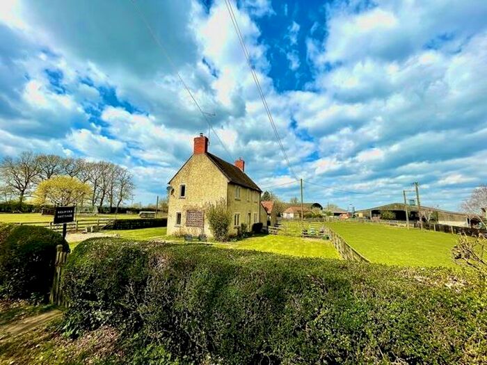 3 Bedroom Cottage To Rent In Thornton Road, Thornton, Milton Keynes, MK17