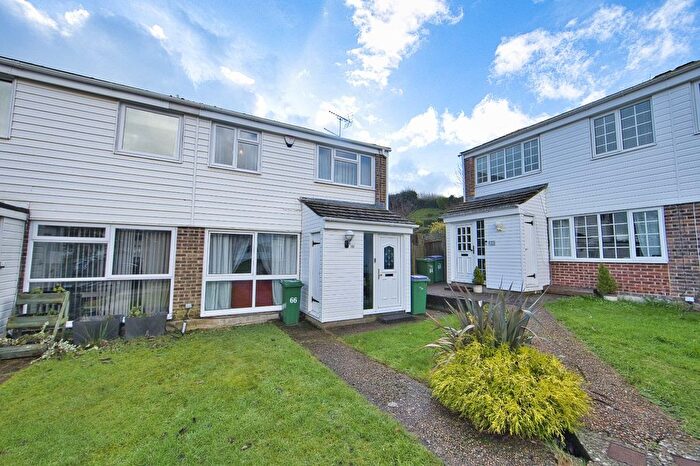 3 Bedroom Semi Detached House For Sale In Enbrook Valley, Folkestone, CT20
