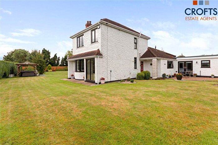 4 Bedroom Detached House For Sale In Keelby Road, Stallingborough, DN41