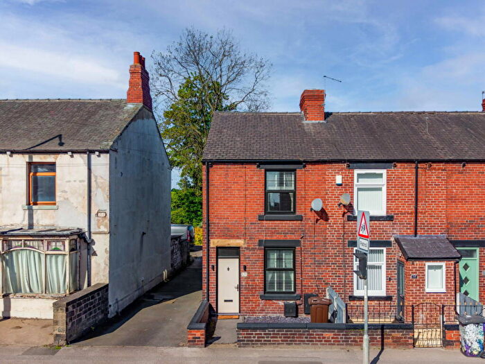 2 Bedroom End Of Terrace House For Sale In Sheffield Road, Birdwell, S70