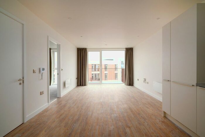 1 Bedroom Flat To Rent In The Kell, Gillingham Gate Road, Gillingham, ME4