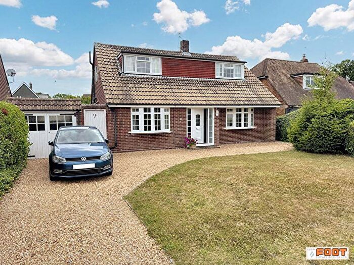 3 Bedroom Detached Bungalow For Sale In Sinah Lane, Hayling Island, PO11