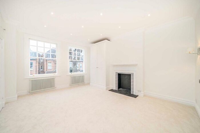 2 Bedroom Flat To Rent In Esmond Road, London, W4