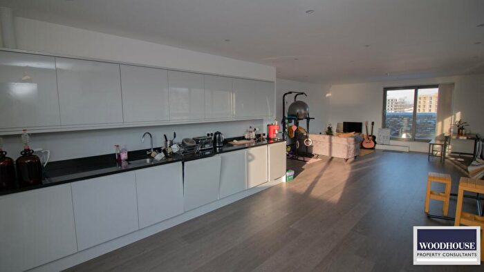 2 Bedroom Penthouse To Rent In Windmill Lane, Cheshunt, Waltham Cross, EN8