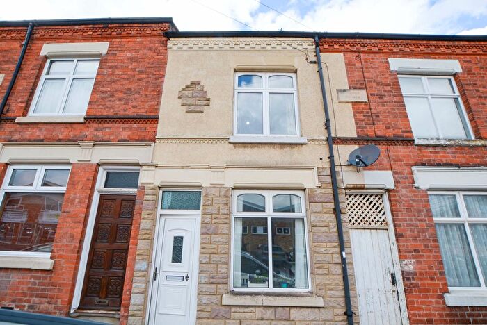 2 Bedroom Terraced House For Sale In Kingsley Street, Knighton Fields, Leicester, LE2