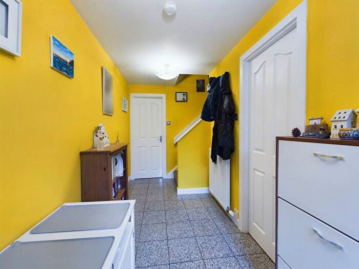 3 Bedroom Terraced House For Sale In Orchard Place, Aberdeen, AB24