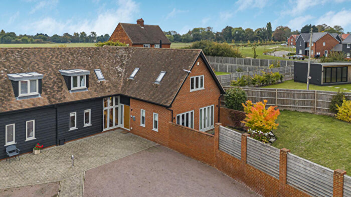 5 Bedroom Barn Conversion For Sale In Old Ramerick Barns, Bedford Road, Ickleford, SG5
