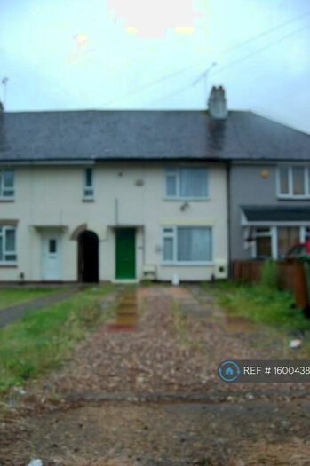 2 Bedroom Terraced House To Rent In Henshaw Road, Wellingborough, NN8