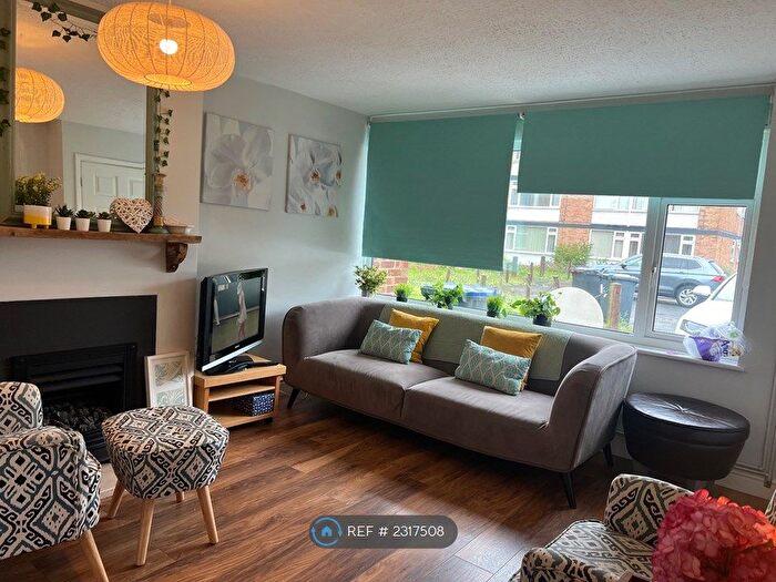 4 Bedroom Detached House To Rent In St. Stephens Close, Canterbury, CT2