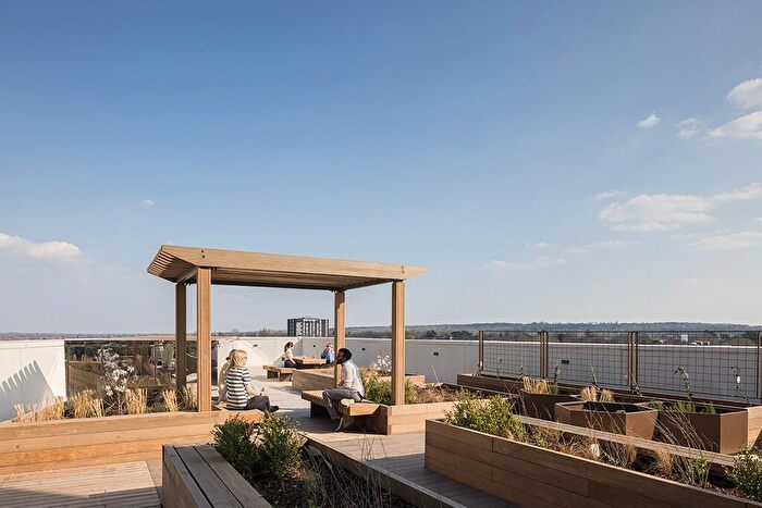 1 Bedroom Flat For Sale In Addiscombe Grove, Croydon, CR0