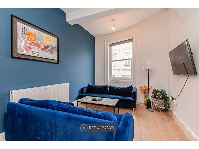 5 Bedroom Semi-Detached House To Rent In Western Road, Hove, BN3