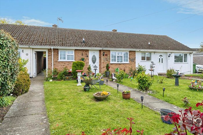 1 Bedroom Bungalow For Sale In Orchard Way, Wimblington, PE15