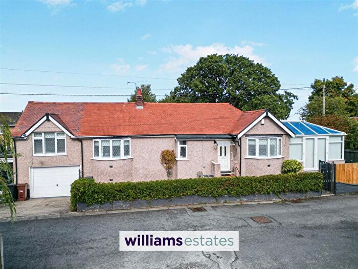 3 Bedroom Detached Bungalow For Sale In Abbey Drive, Gronant, LL19