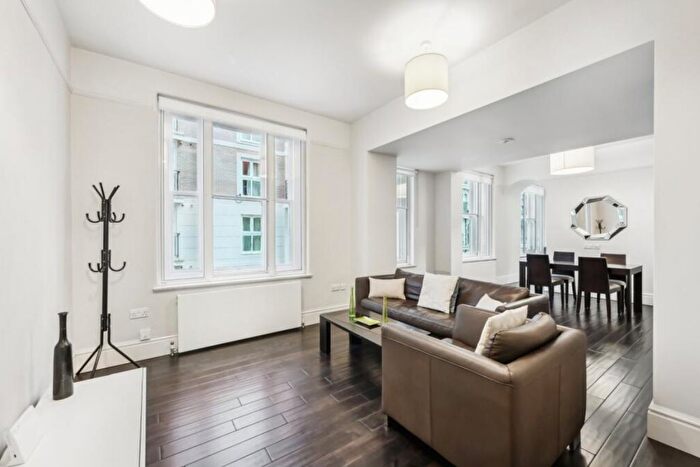 2 Bedroom Flat To Rent In Westminster Palace Gardens, Artillery Row, London, SW1P