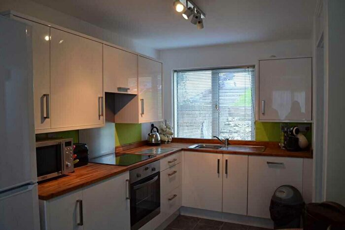 4 Bedroom Terraced House To Rent In Hovenden Close, Canterbury, CT2