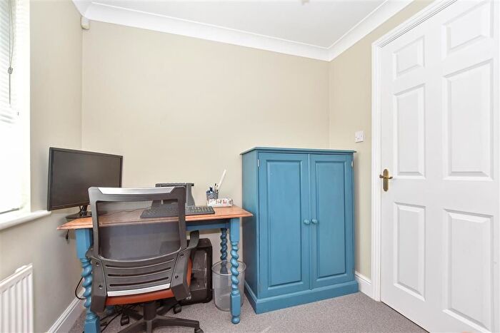 4 Bedroom Detached House For Sale In Britannia Lane, Ashford, Kent, TN23