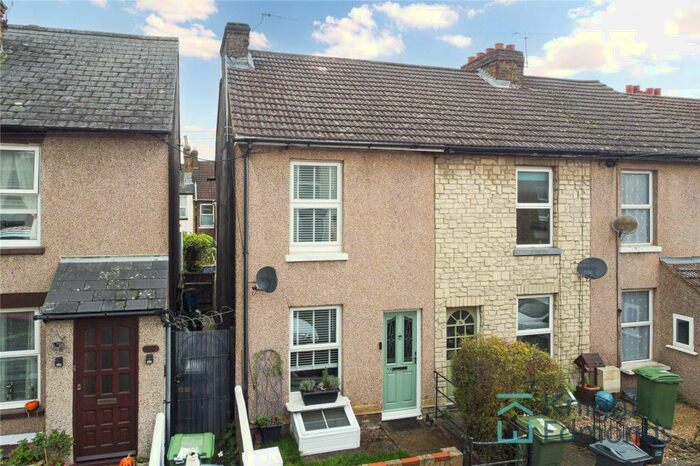 2 Bedroom Terraced House To Rent In Kingsley Road, Maidstone, Kent, ME15