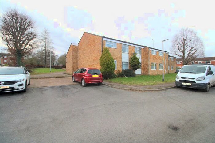 1 Bedroom Apartment To Rent In Millwards, Hatfield, AL10