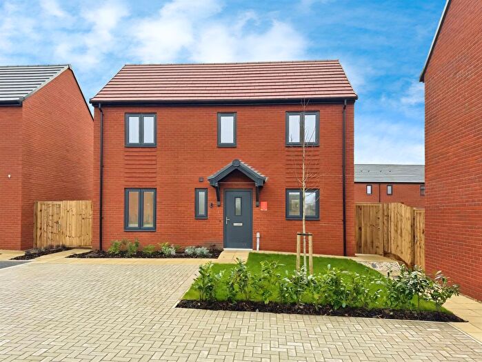 3 Bedroom Detached House For Sale In Peacock Drive, Bradwell, Great Yarmouth, NR31