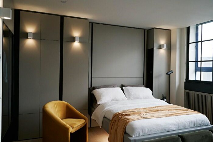 Studio To Rent In Bonner Street, London, E2