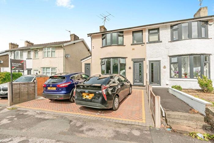 2 Bedroom Semi Detached House For Sale In Halifax Road, Brierfield, Nelson, Lancashire, BB9