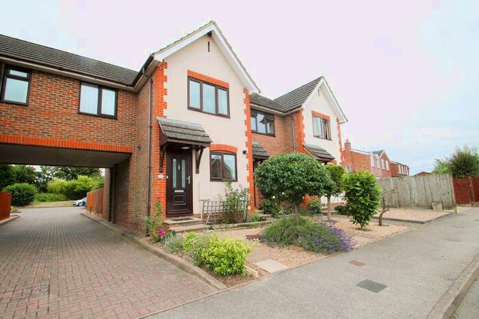 3 Bedroom Terraced House To Rent In Moor End, Edlesborough, Bucks, LU6