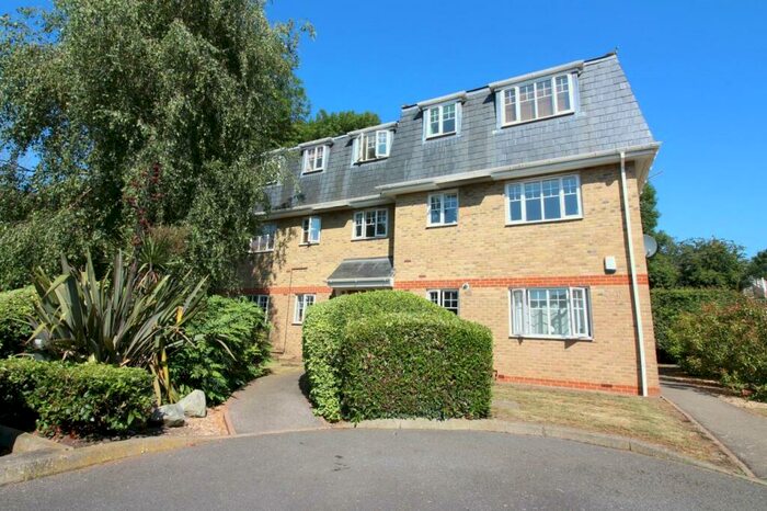 1 Bedroom Flat To Rent In Seymour House, Fernley Close, Pinner, HA5