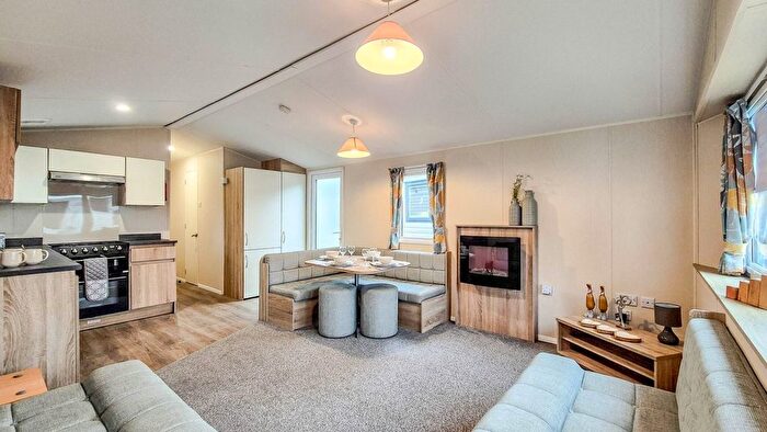 2 Bedroom Park Home For Sale In Polperro Road, Looe, PL13