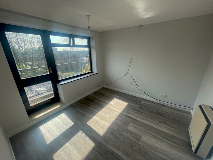 1 Bedroom Flat To Rent In Park Farm Drive, Allestree, Derby, DE22