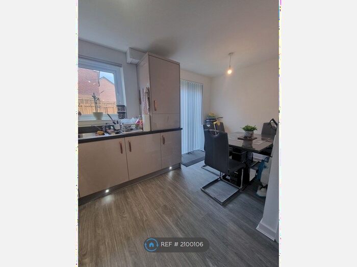 3 Bedroom Terraced House To Rent In Target Crescent, Glasgow, G53