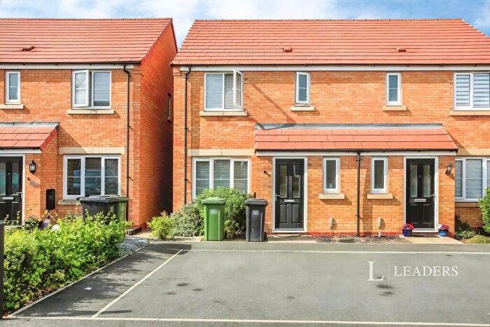 3 Bedroom Semi Detached House To Rent In Brutus Close, Stanground South, Peterborough, PE2