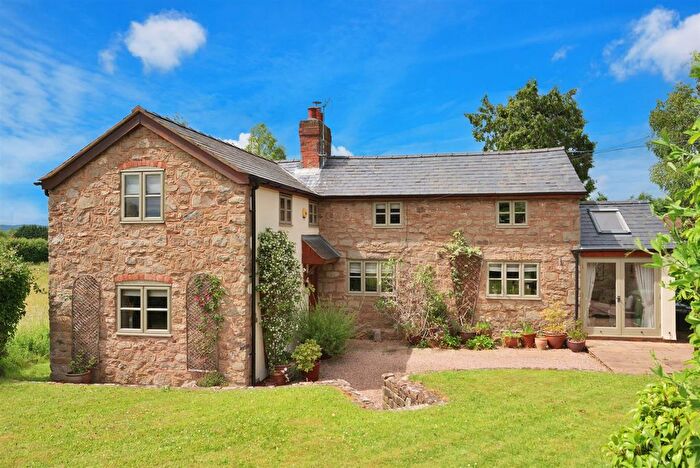3 Bedroom Cottage For Sale In Cross Keys, Hereford, HR1