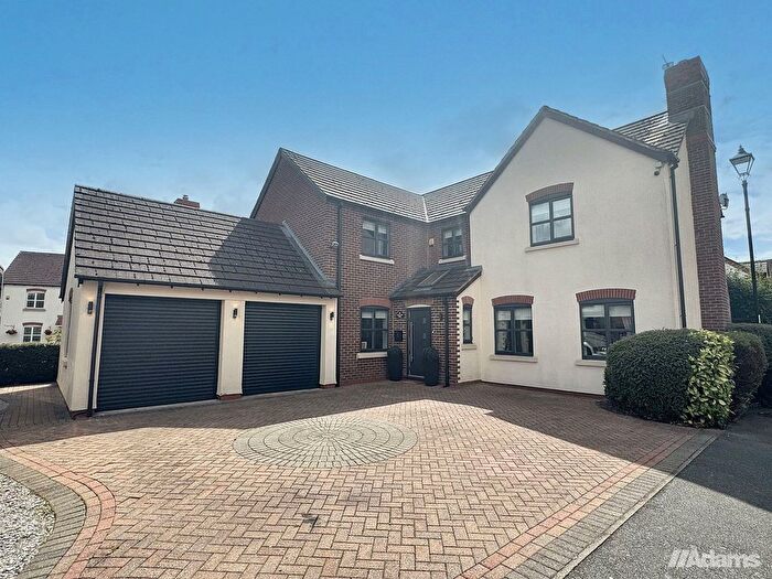 4 Bedroom Detached House For Sale In Norlands Park, Widnes, WA8