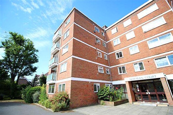 2 Bedroom Apartment To Rent In Norman Court, Southsea, PO4
