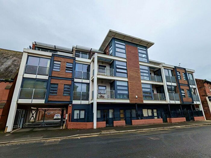 2 Bedroom Flat To Rent In Market Street, Southport, Merseyside., PR8