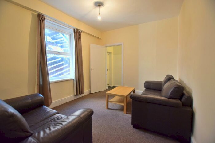 2 Bedroom Flat To Rent In Cartington Terrace, Heaton, Heaton, Tyne And Wear, NE6