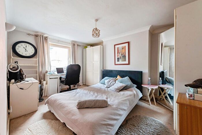 2 Bedroom Flat For Sale In Granada Road, Southsea, Hampshire, PO4