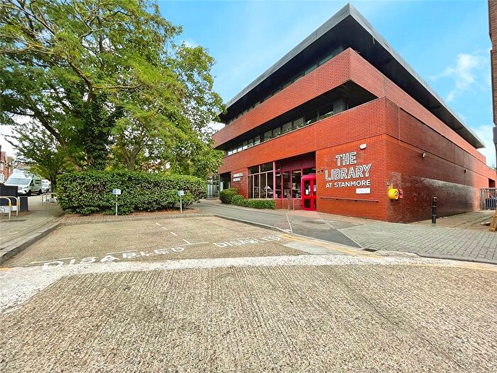 1 Bedroom Flat For Sale In Stanmore Hill, Stanmore, HA7