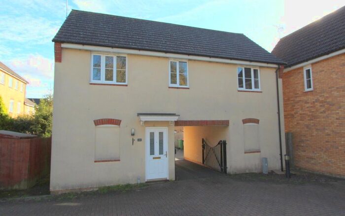 2 Bedroom Flat To Rent In Ridgely Drive, Leighton Buzzard LU7