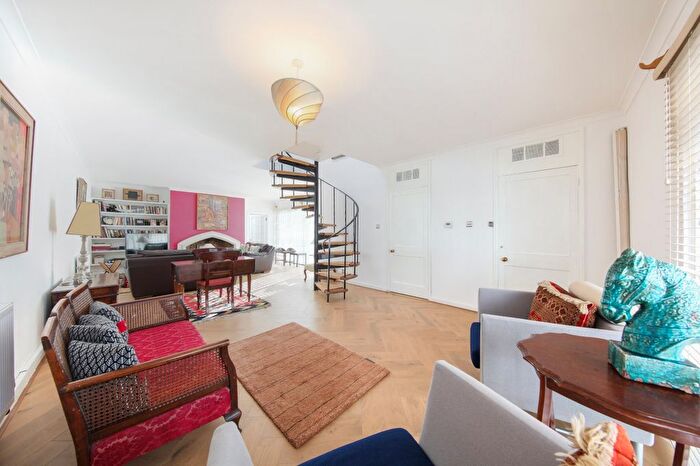 3 Bedroom End Of Terrace House To Rent In Hawtrey Road, Primrose Hill, NW3