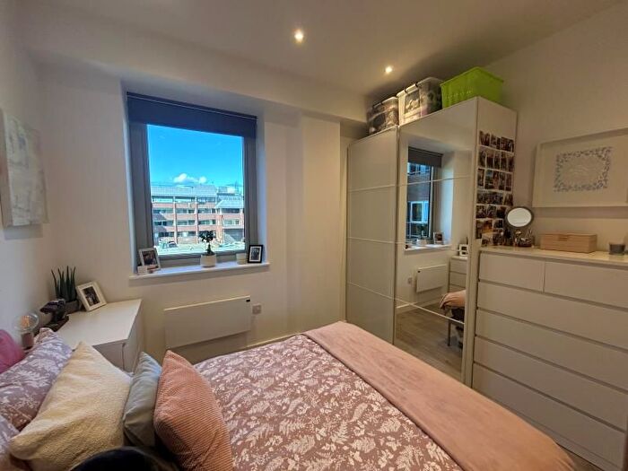 1 Bedroom Flat To Rent In Liongate House, Ladymead, Guildford, GU1