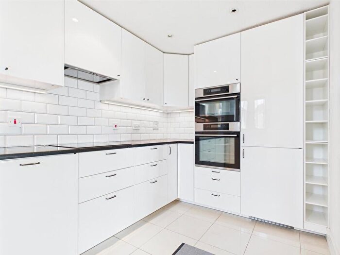 4 Bedroom House To Rent In Rivermead, St. Marys Island, ME4