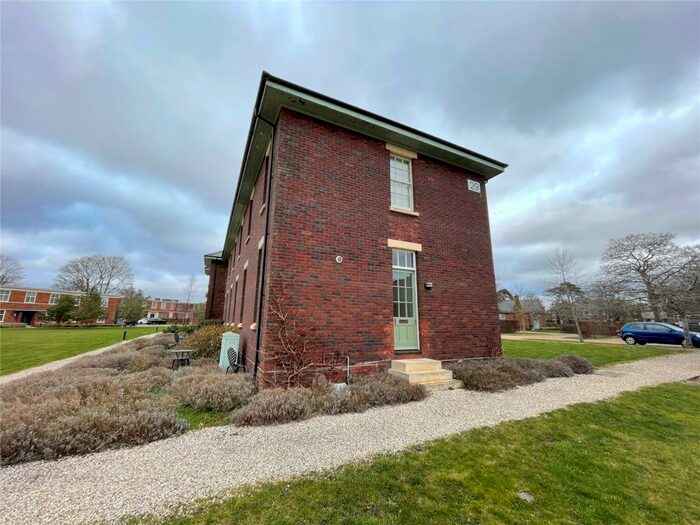 2 Bedroom End Of Terrace House To Rent In The Parade, Caversfield, Bicester, OX27